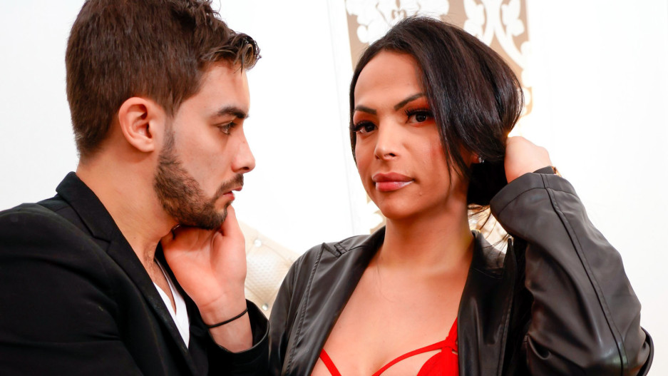 Luana Piano Gets Her Ass Fucked!