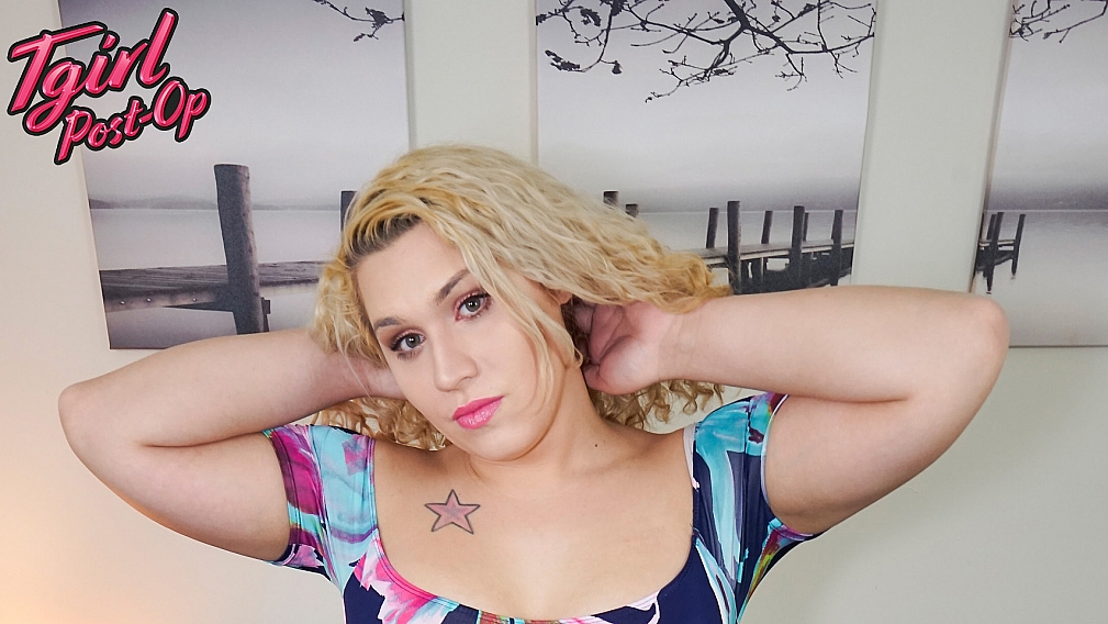 Big-Titted Blonde Monica Jade!