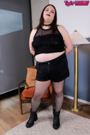 Introducing Lulu Lewes